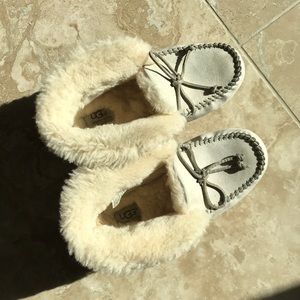 Ugg slippers - Alena style women’s size 7